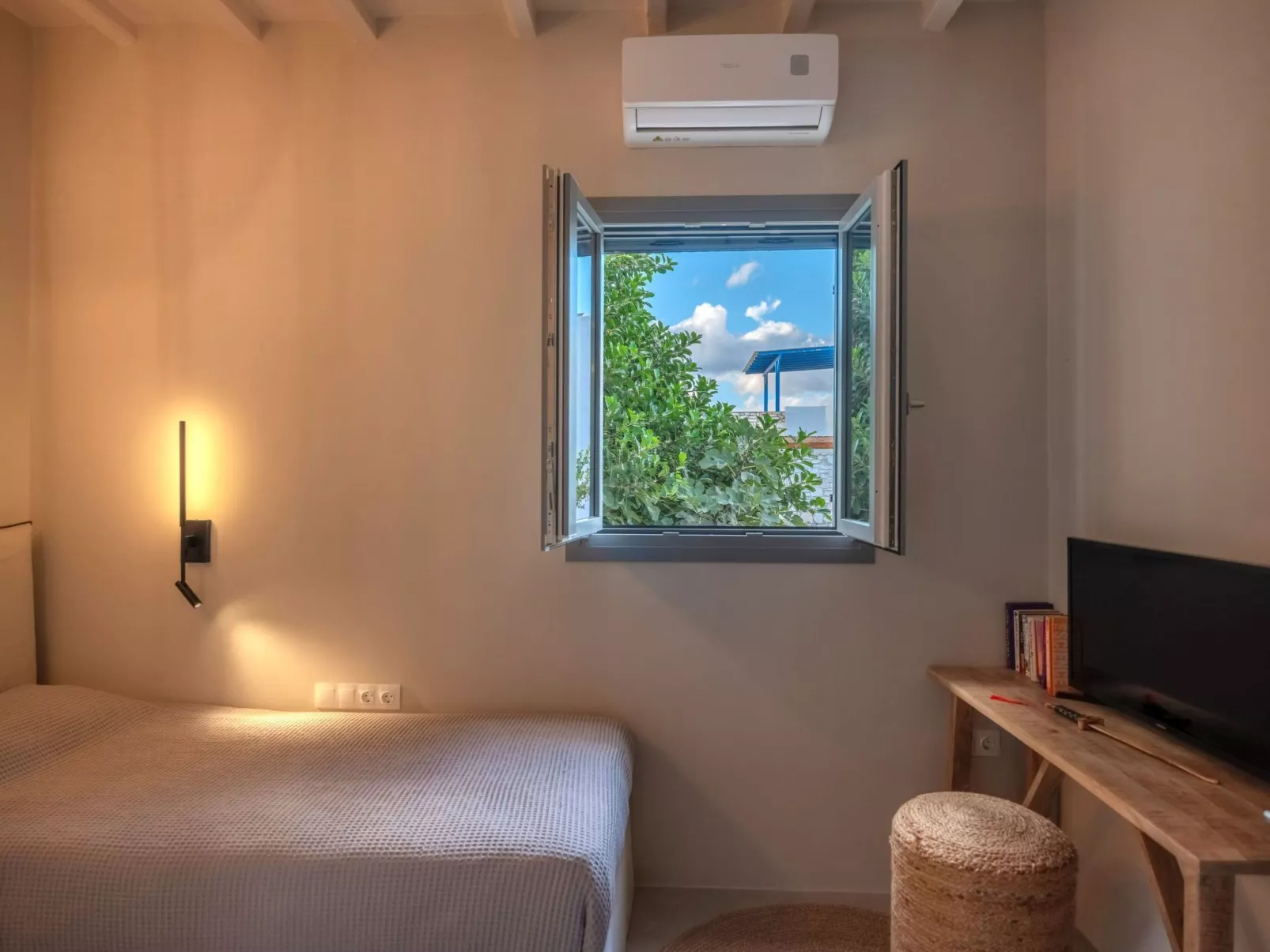 Sunset Gypsy stilvolles modernes Dorfhaus mit Whirlpool - Binnen