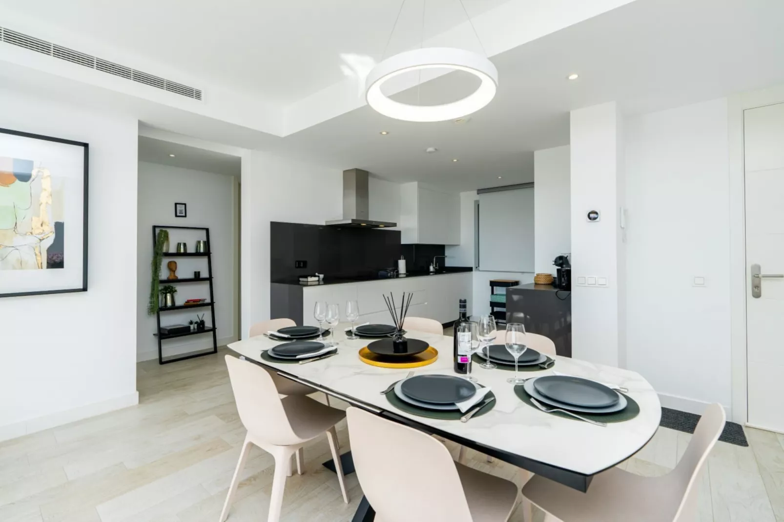 Stylish 2-Bed Apartment | Alcazaba Lagoon (1713) - Eetkamer