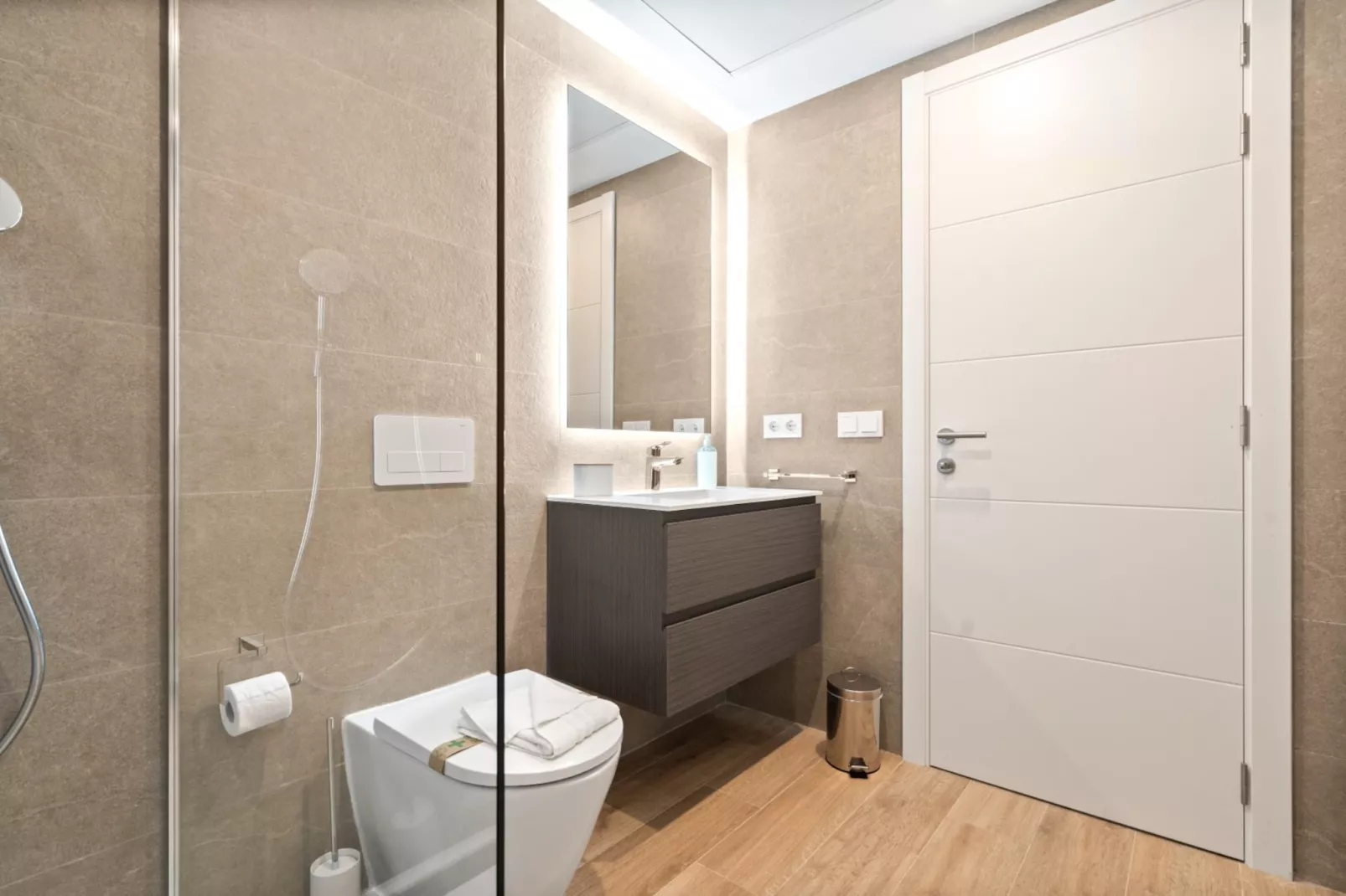 Stylish 4 Pers. Apt. ALCAZABO LAGOON (2005/06) - Badkamer