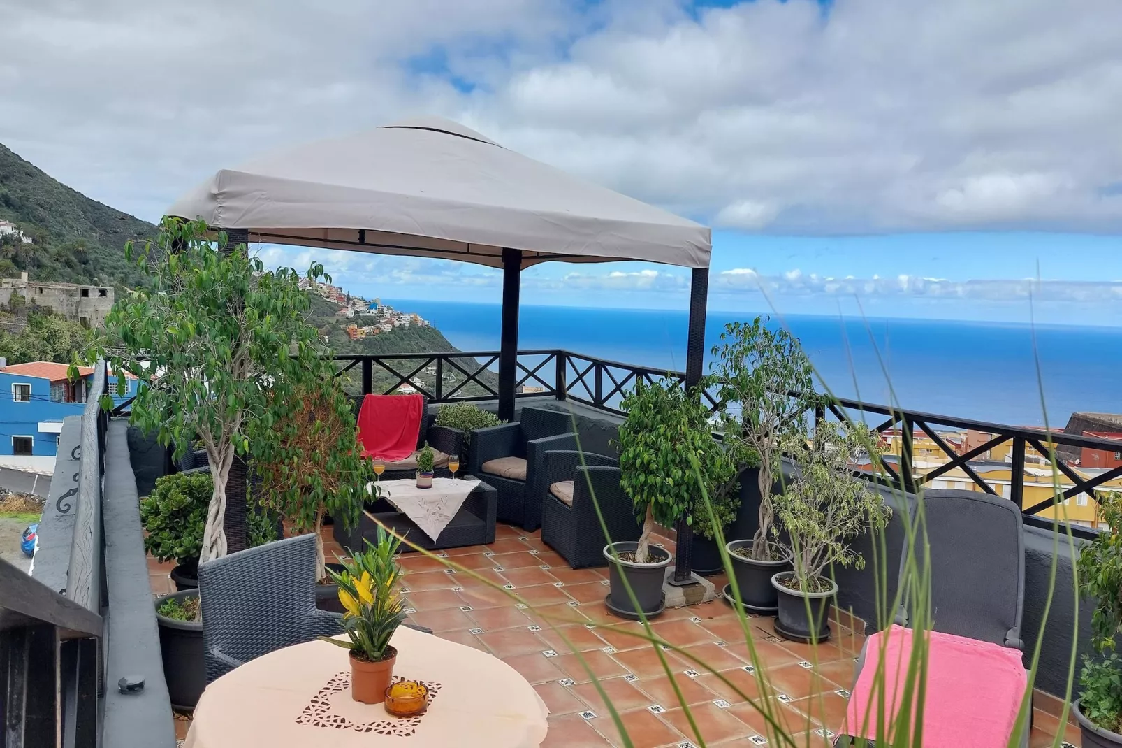 Apartamentos Monasterio de San Antonio 5 - Terrasbalkon