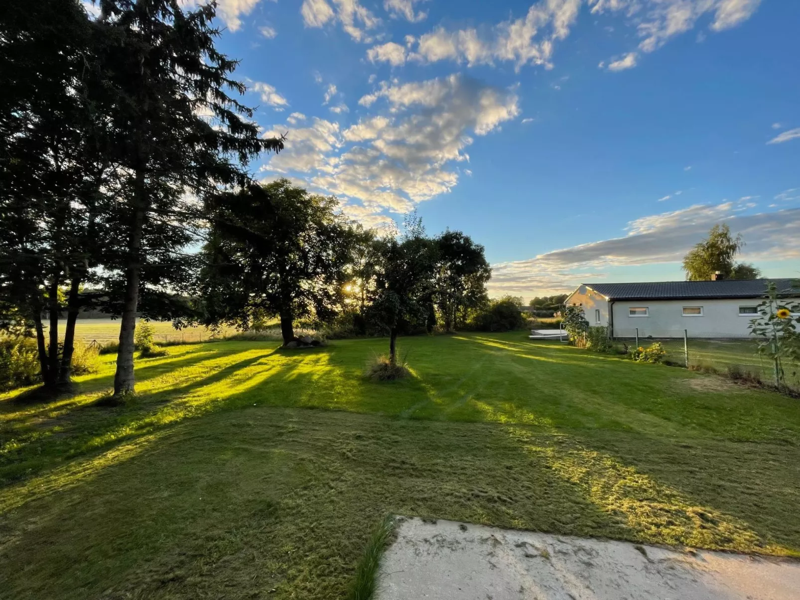 In Rozwarowo mit Schöner Terrasse - Buiten
