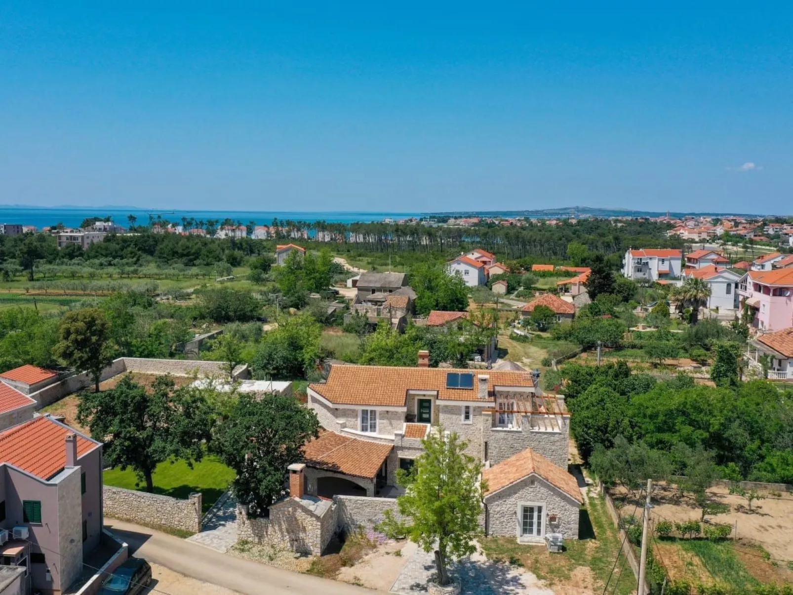 Gästezimmer "Rosa Zimmer" mit Balkon - Buiten