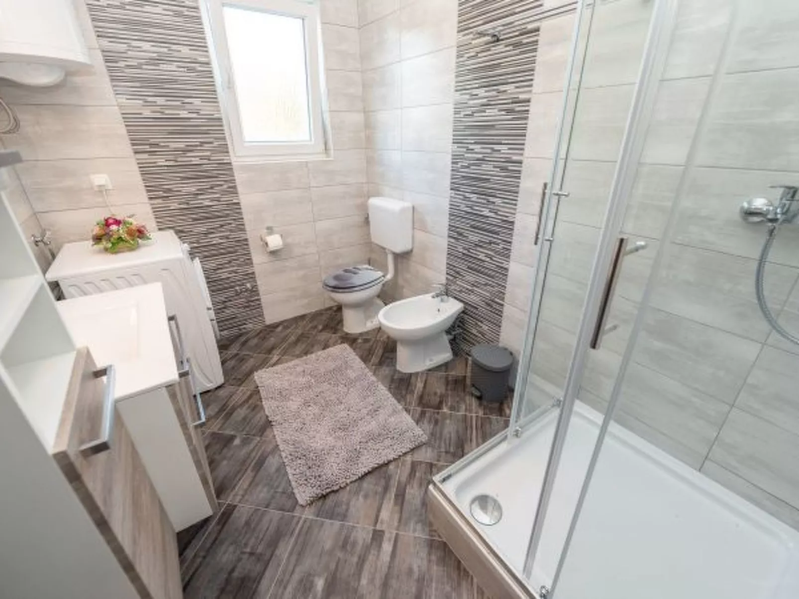 Beachside Holiday House Anamarija - Image-tags.info