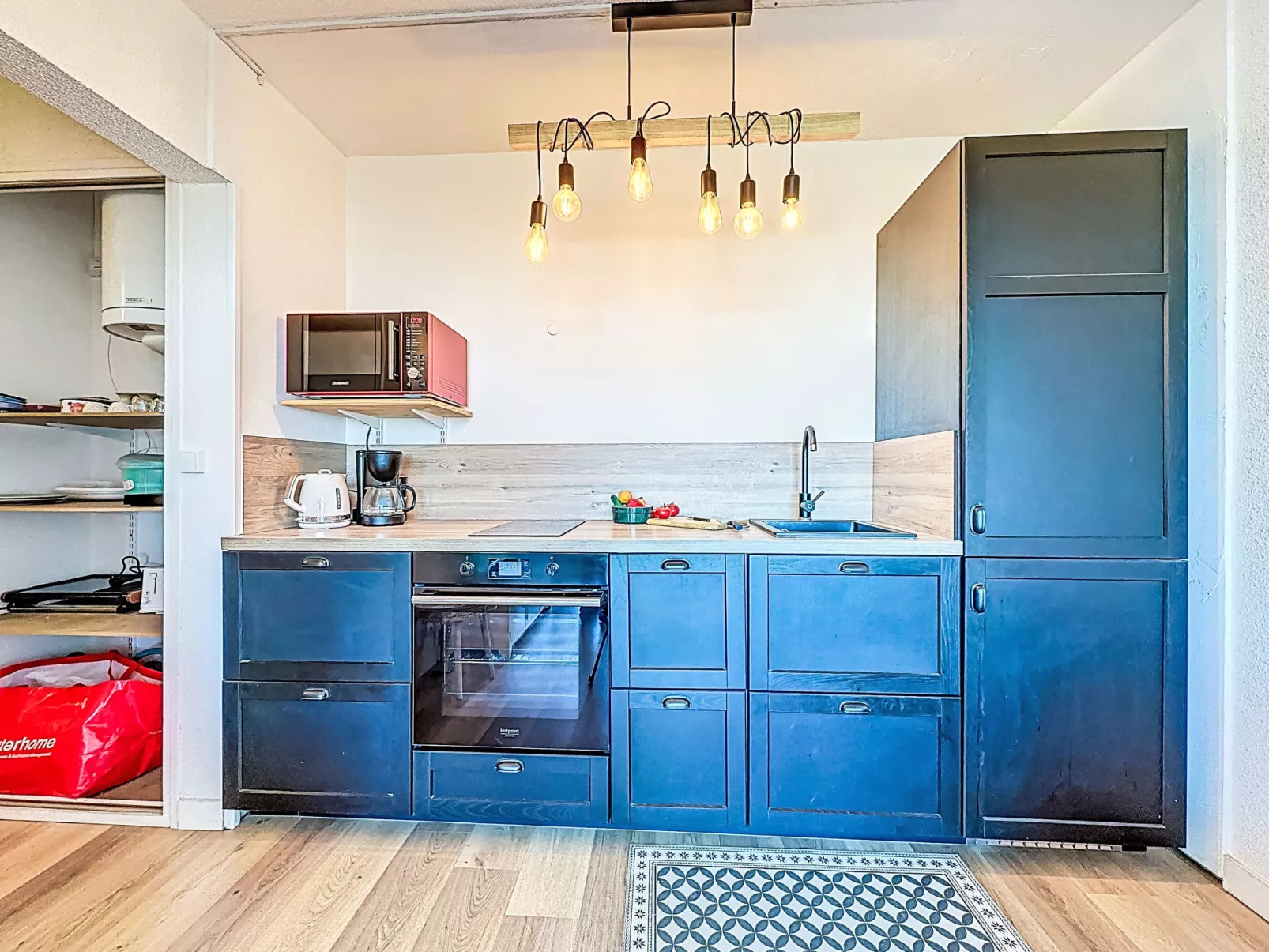 La Croisière - Binnen