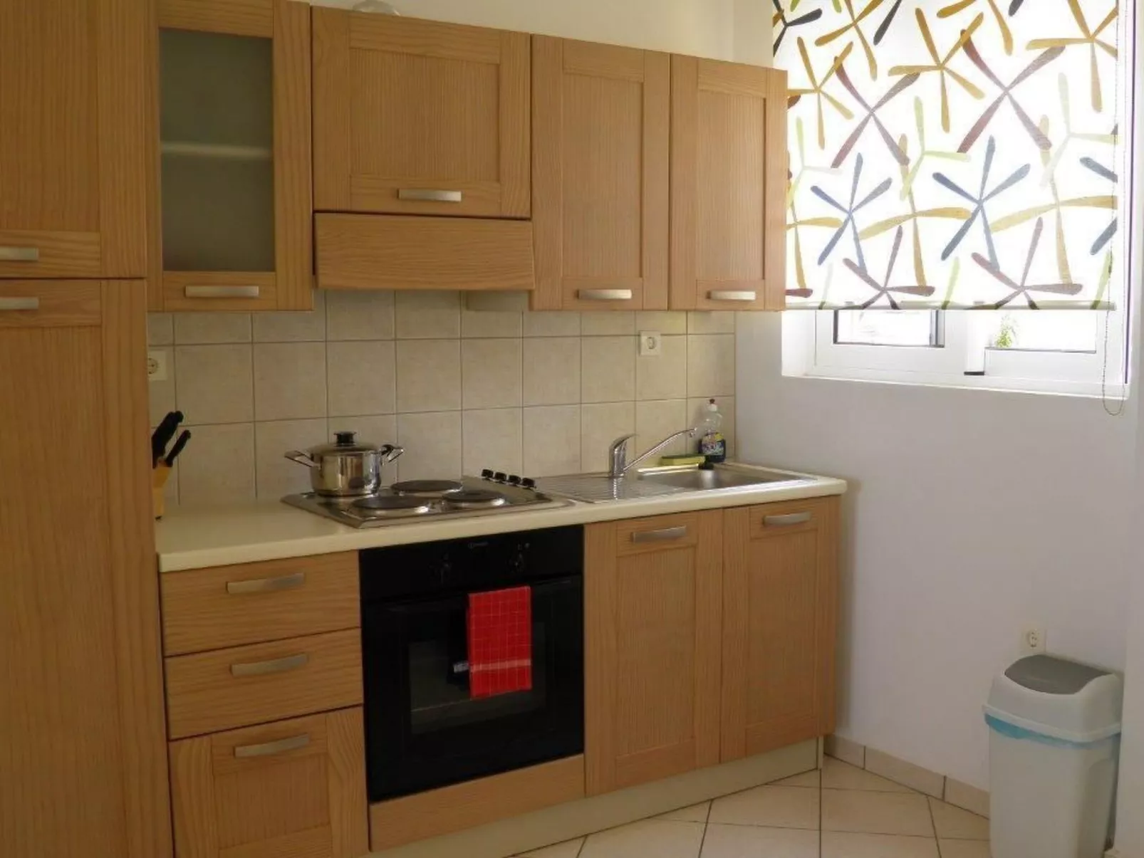 Sehr geräumiges Apartment mit eigenem Pool und Whirlpool - Binnen