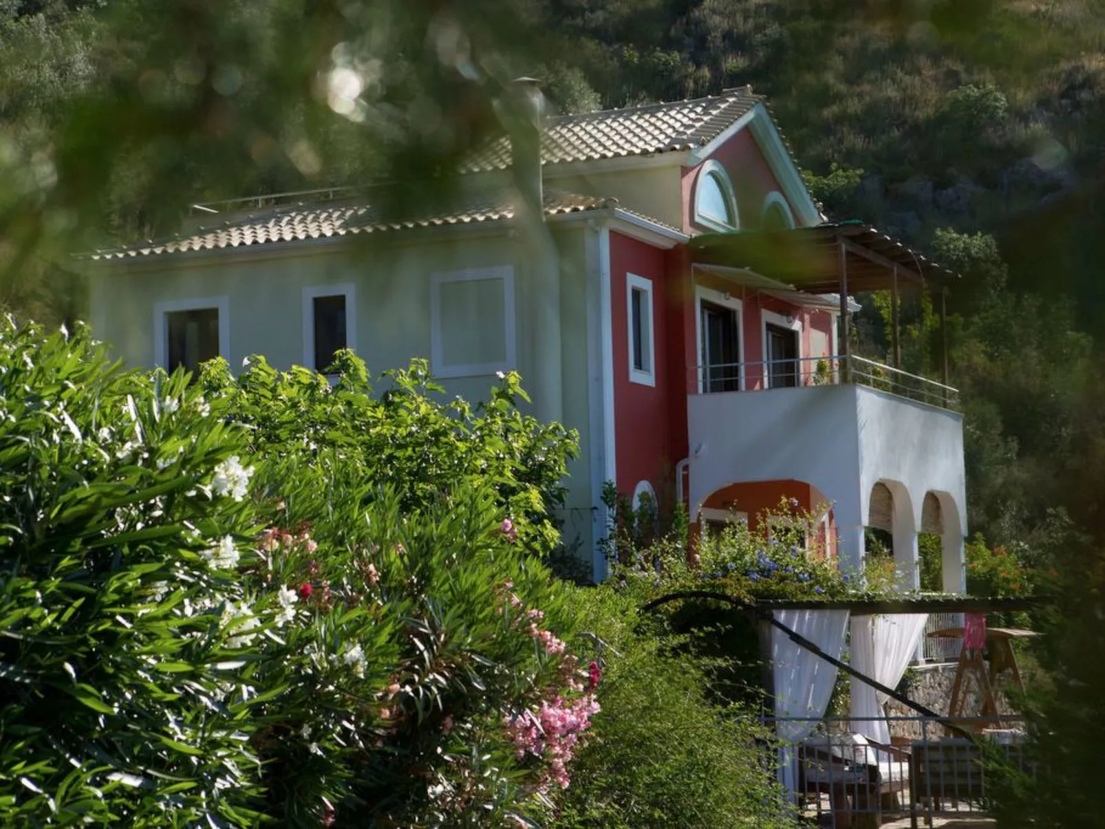 Finca "Dahlia" mit Infinity-Pool - Buiten