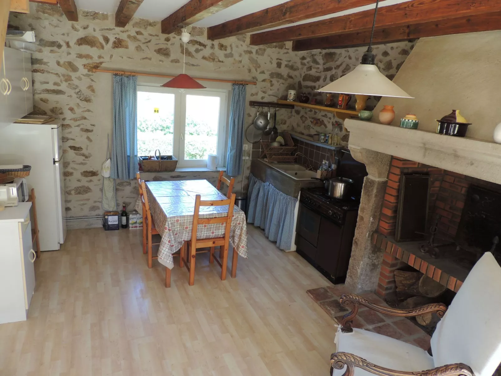 Charmantes Haus in der Auvergne - Image-tags.info