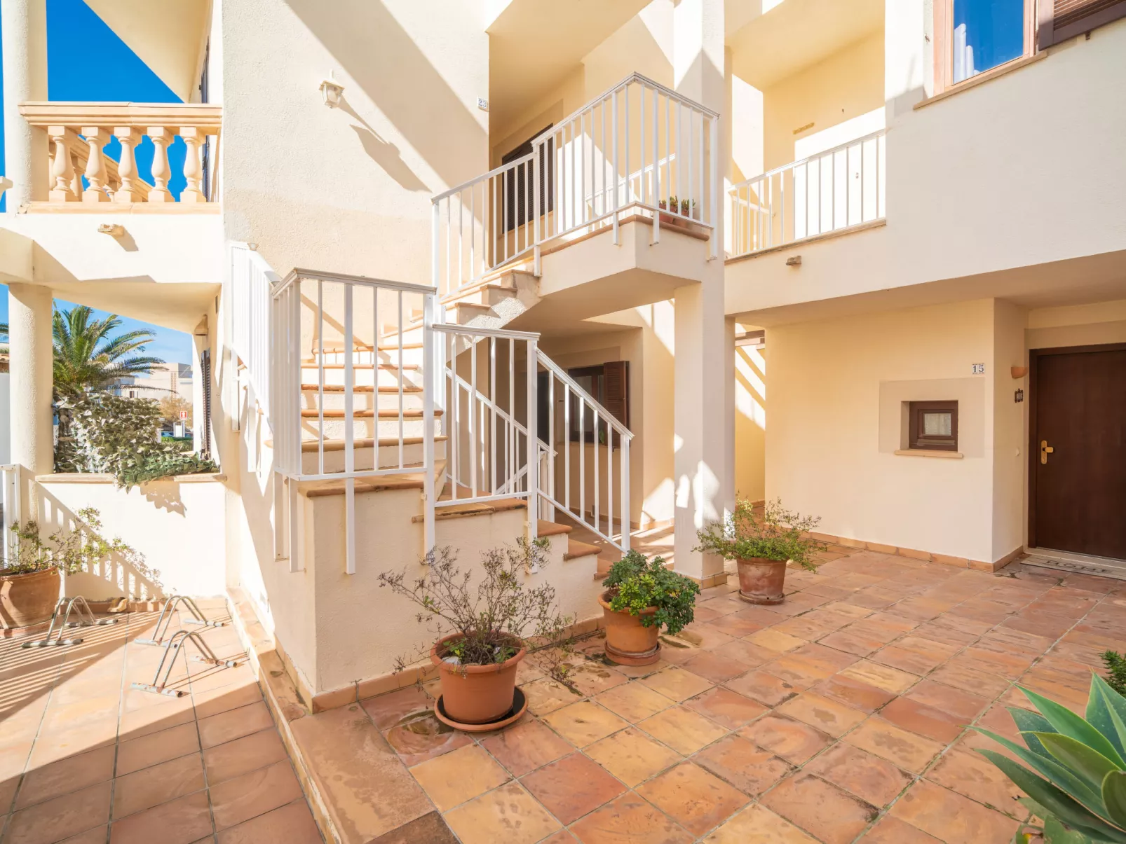 Vista Mar i Muntanya - Buiten