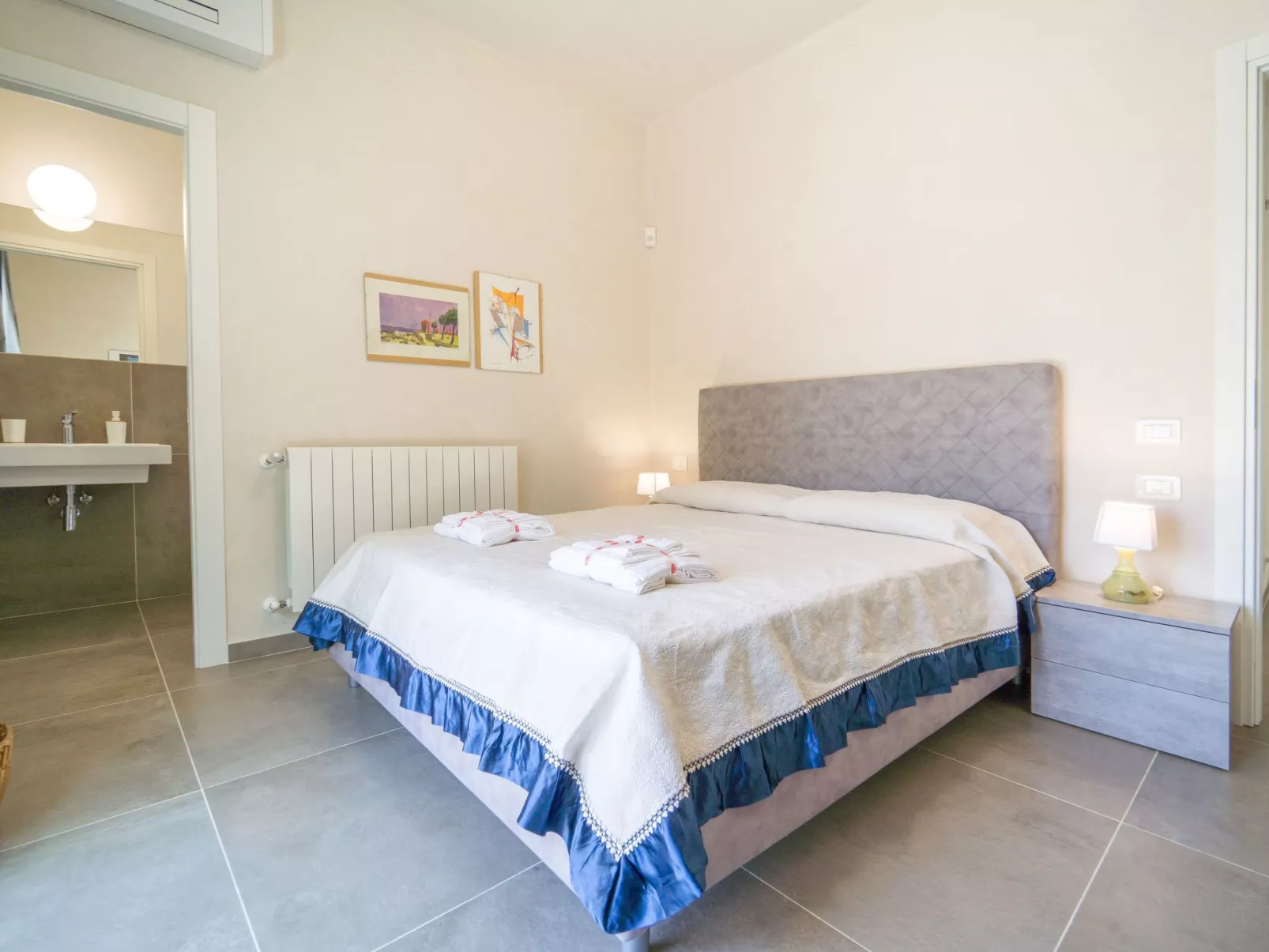 'Mamma Duna' mit Grill - Binnen