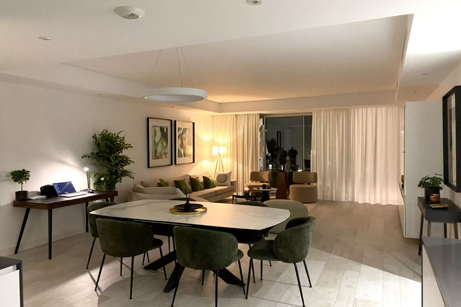 Stylish 2-Bed Apartment | Alcazaba Lagoon (1713) - Eetkamer