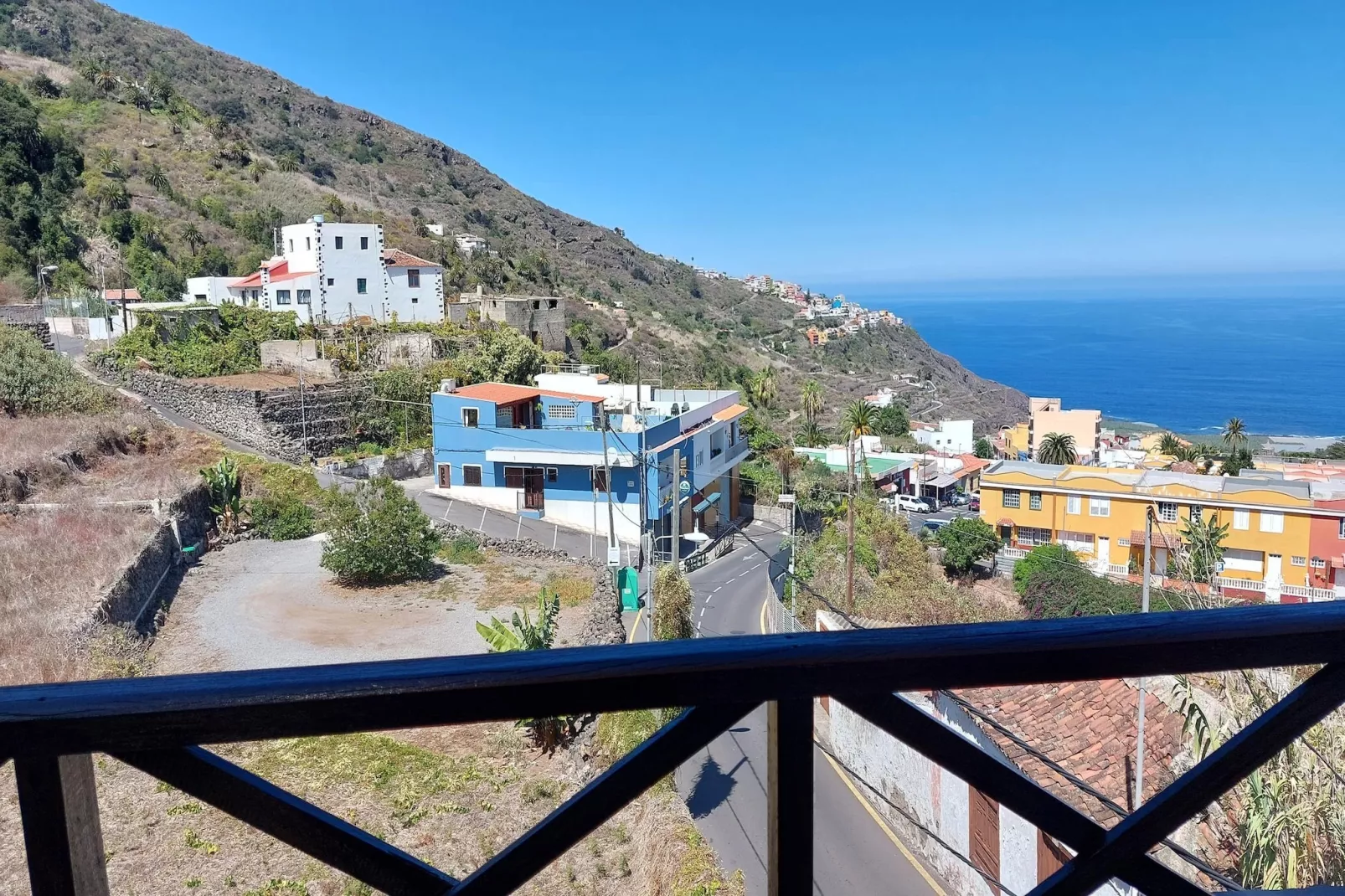 Apartamentos Monasterio de San Antonio 5 - Uitzicht zomer