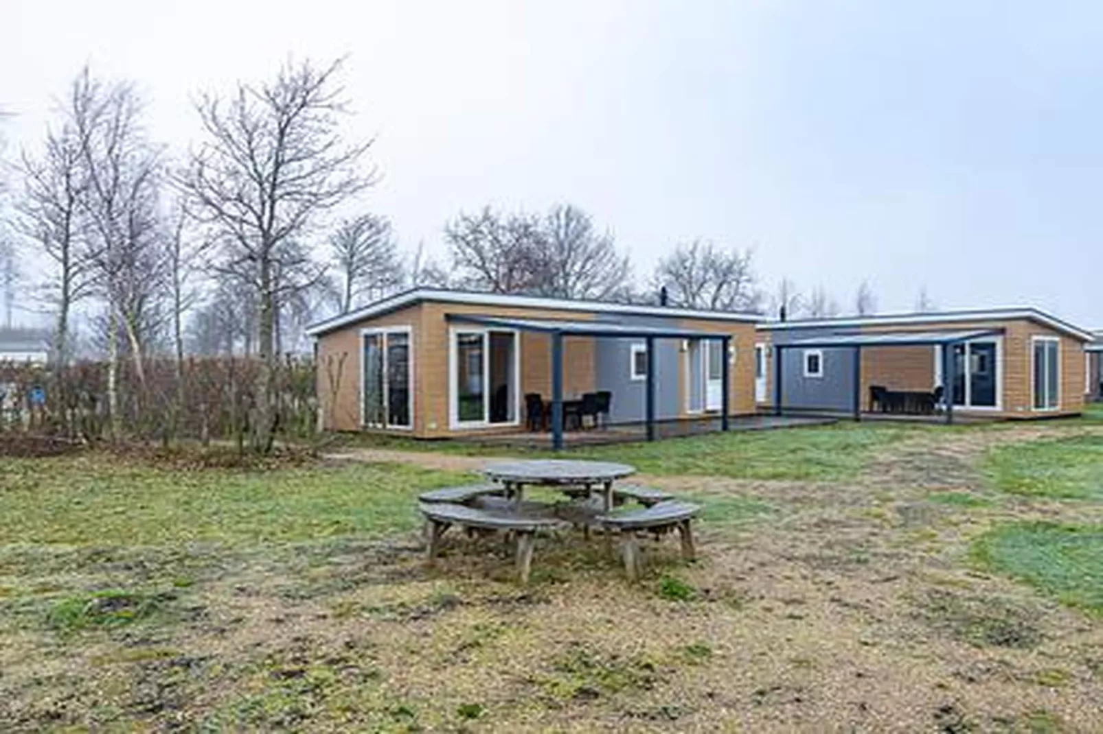 Duinhoeve Chalet Zeeland (huisdier toegestaan) - Terrasbalkon
