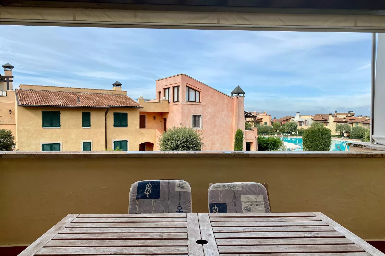 Garda Resort B2 1P Sup - Terrasbalkon