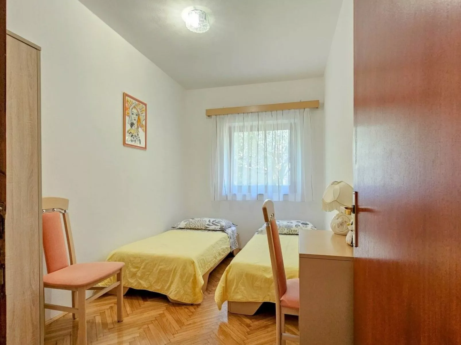 Strandnahes Ferienappartement Pjerina - Binnen