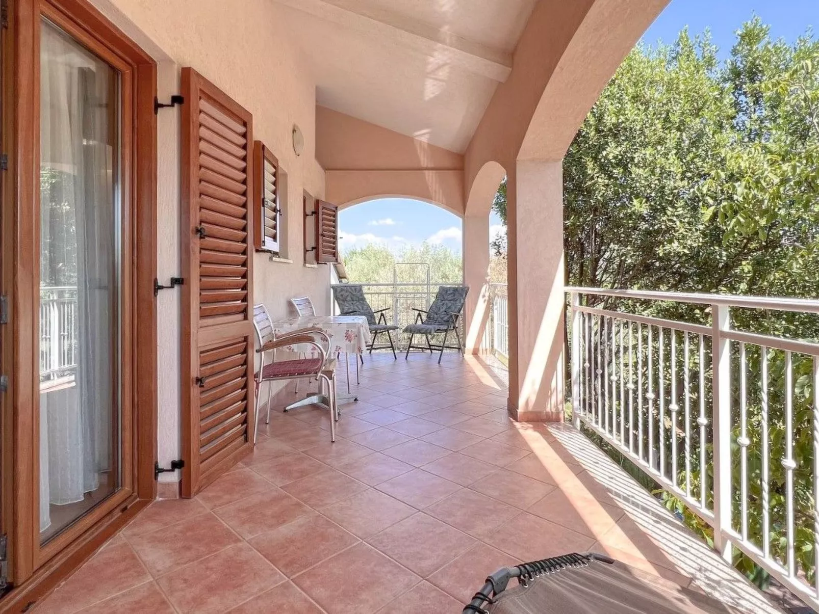 Wohnung "Viola" mit Balkon - Buiten