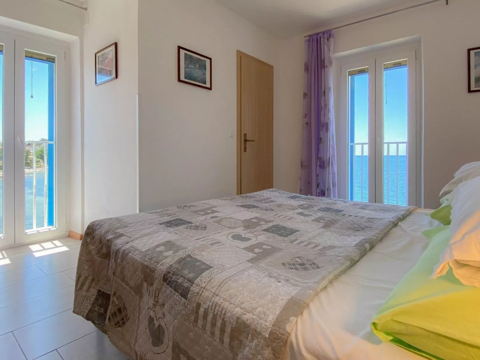 "Belvedere gore" - Binnen