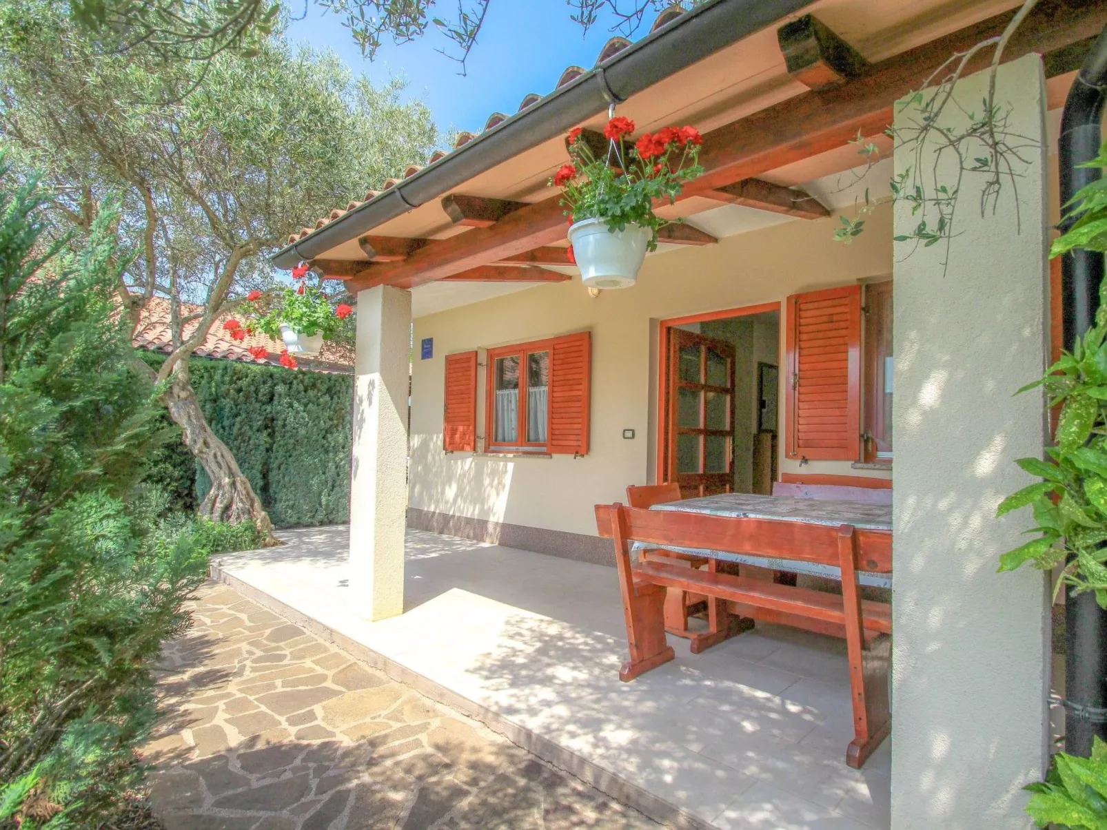 Wohnung "Timea 4" mit Terrasse - Buiten