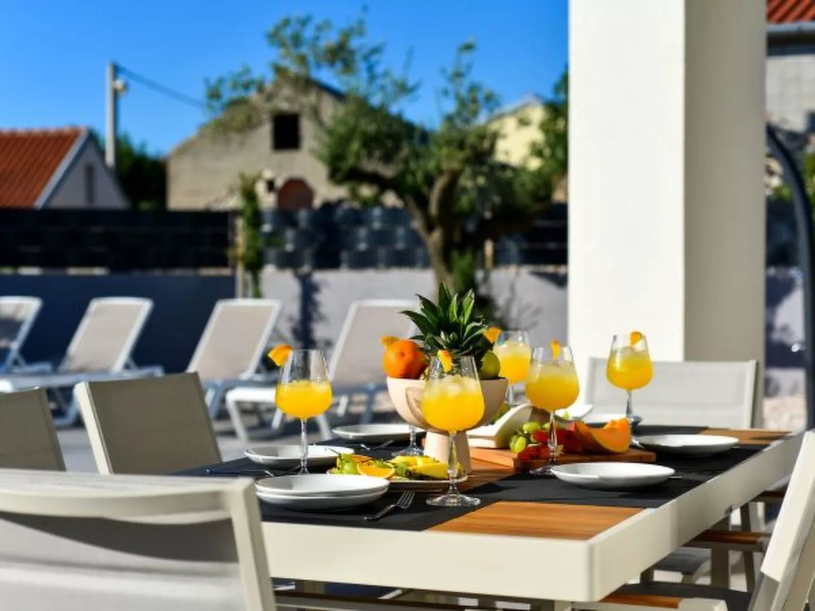 Villa Nostro Porto with pool - Image-tags.info