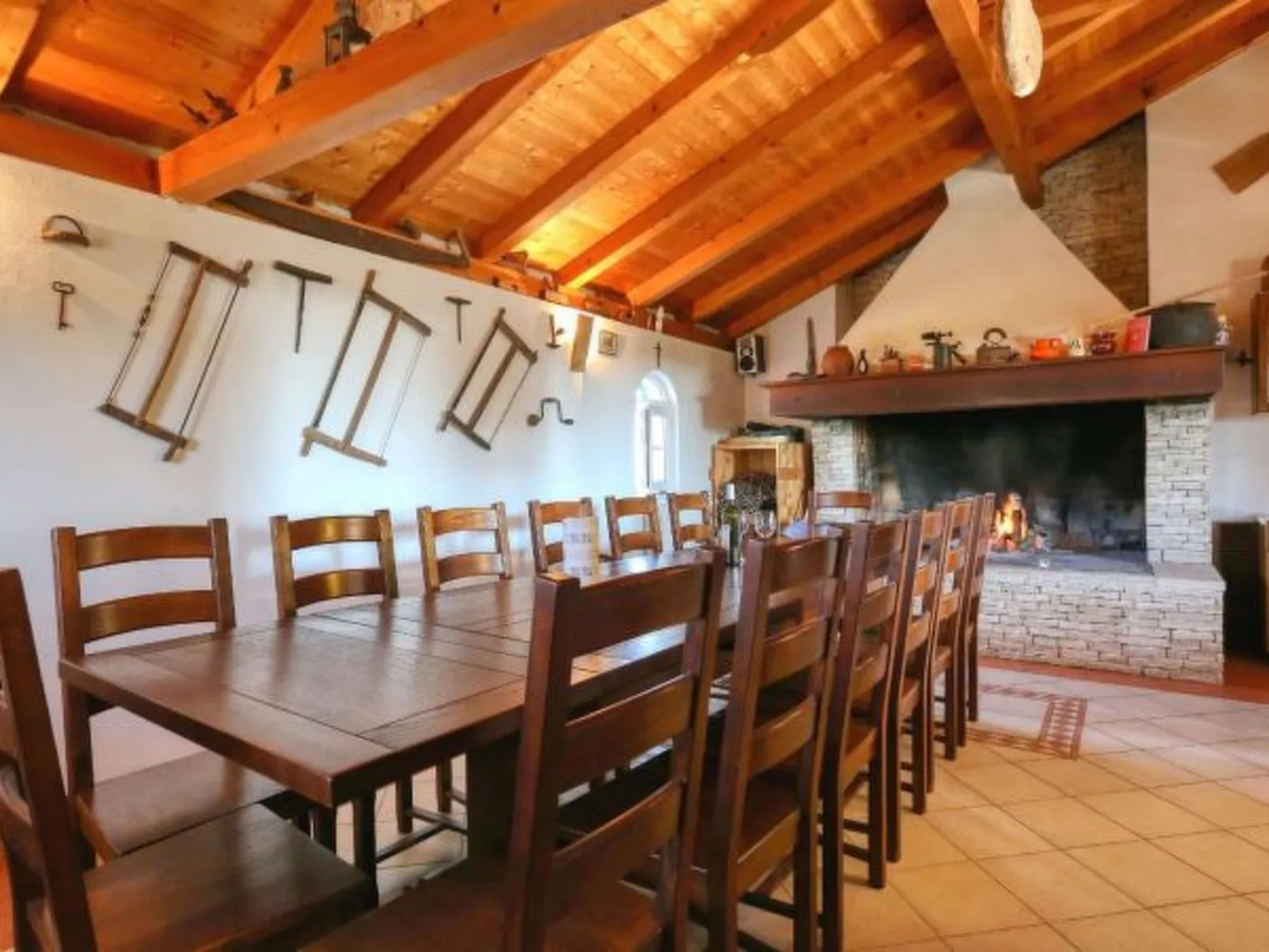 Villa Ana with large pool - Image-tags.info