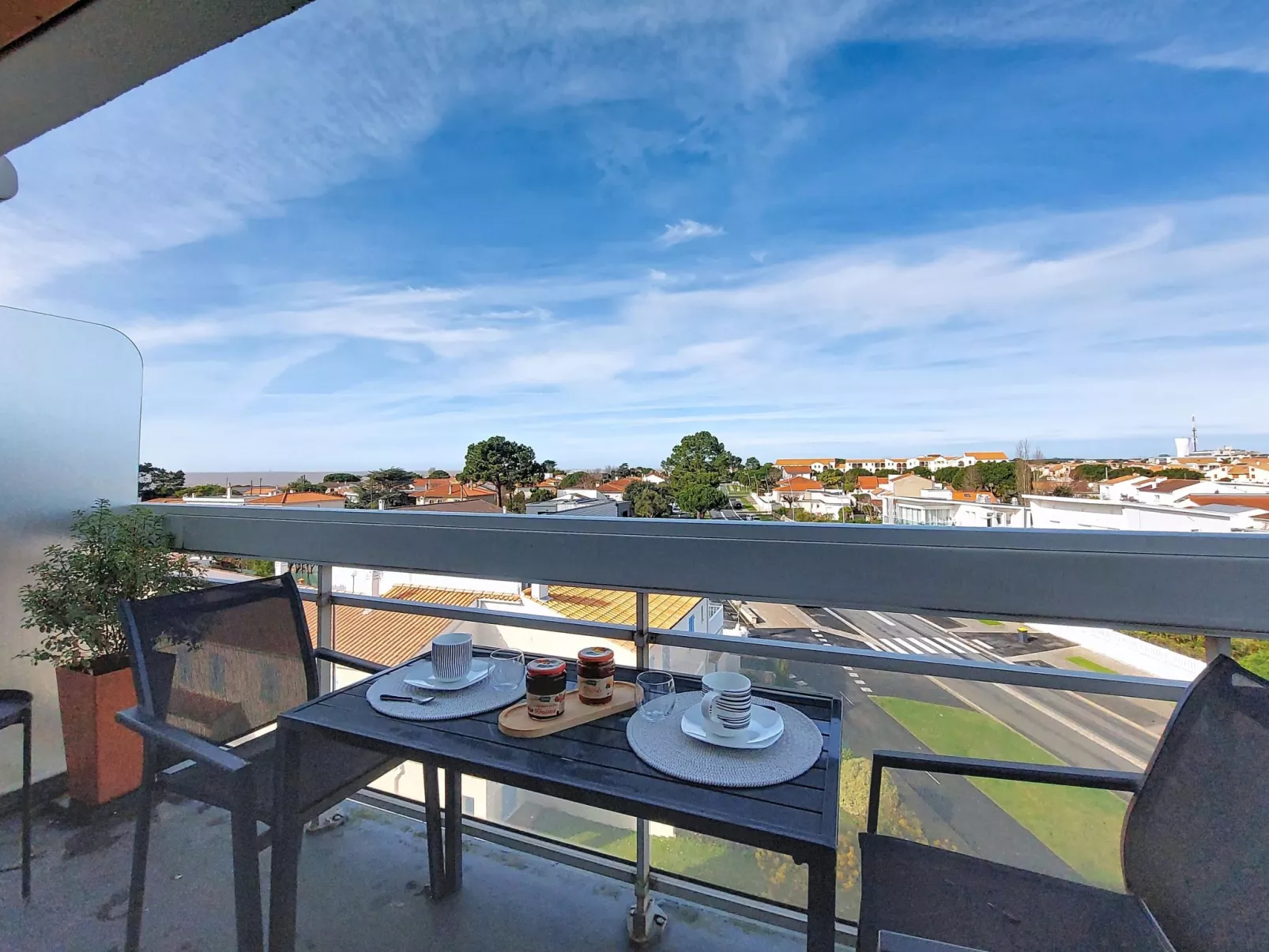 La Frégate - Buiten