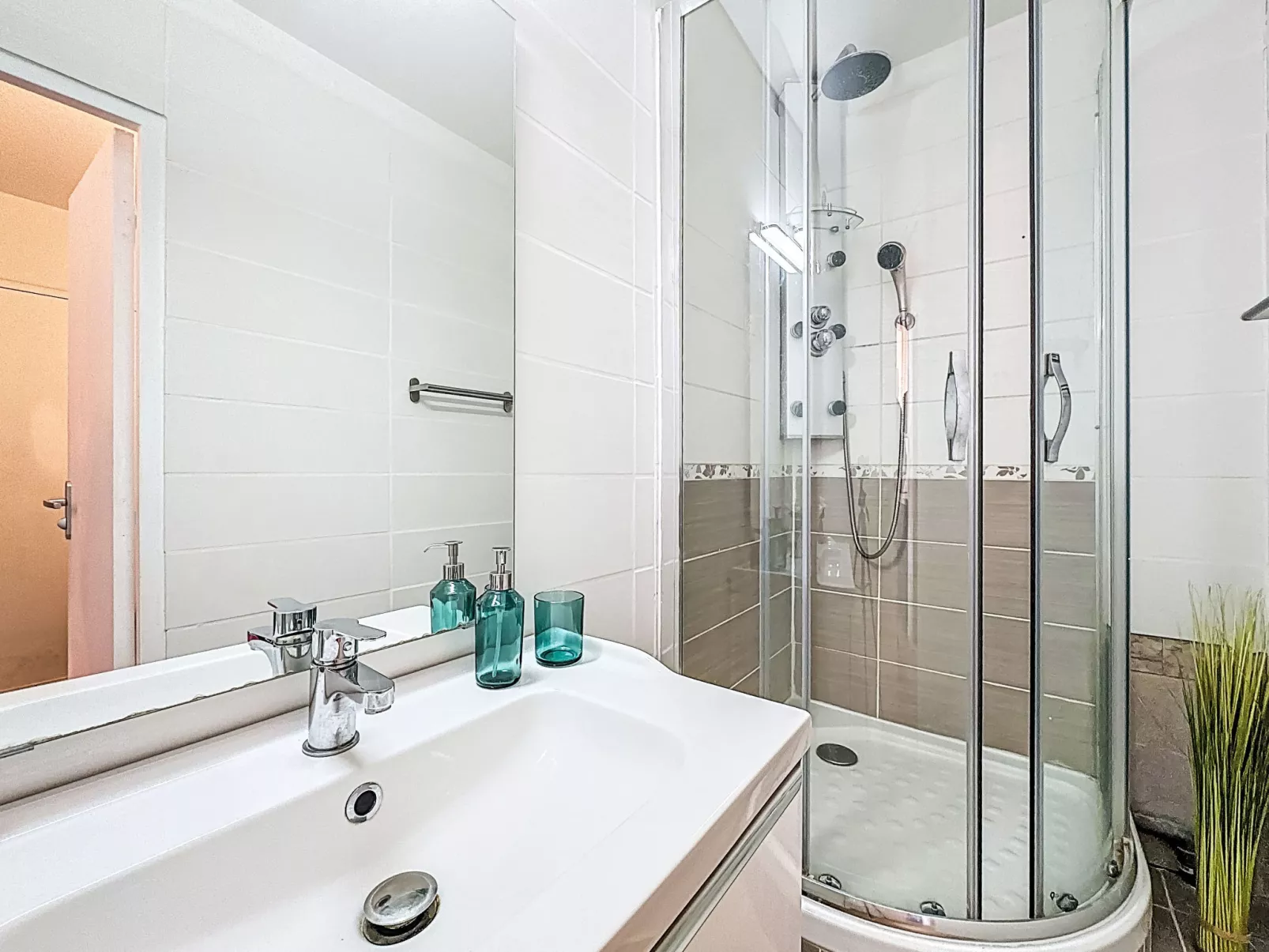 La Croisière - Binnen