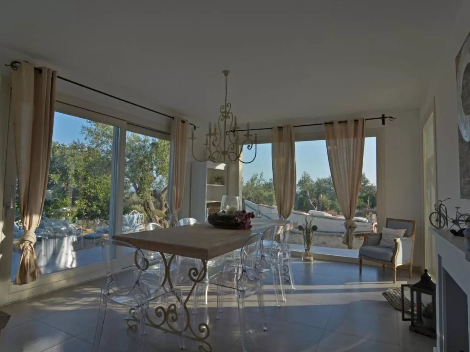 Moderne Ferienvilla bei Noto mit Meerblick und privatem Pool - Buiten