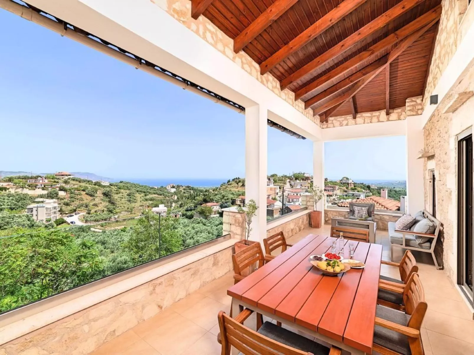 "Acrothea Villa Beheizter Pool" - Buiten