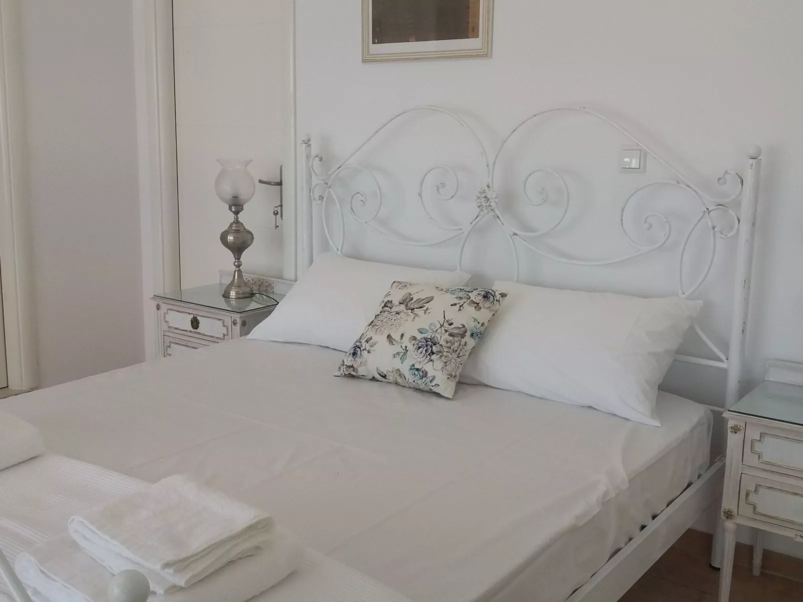 Sommer Dafnopanagia Luxusstudio Ourania - Image-tags.info