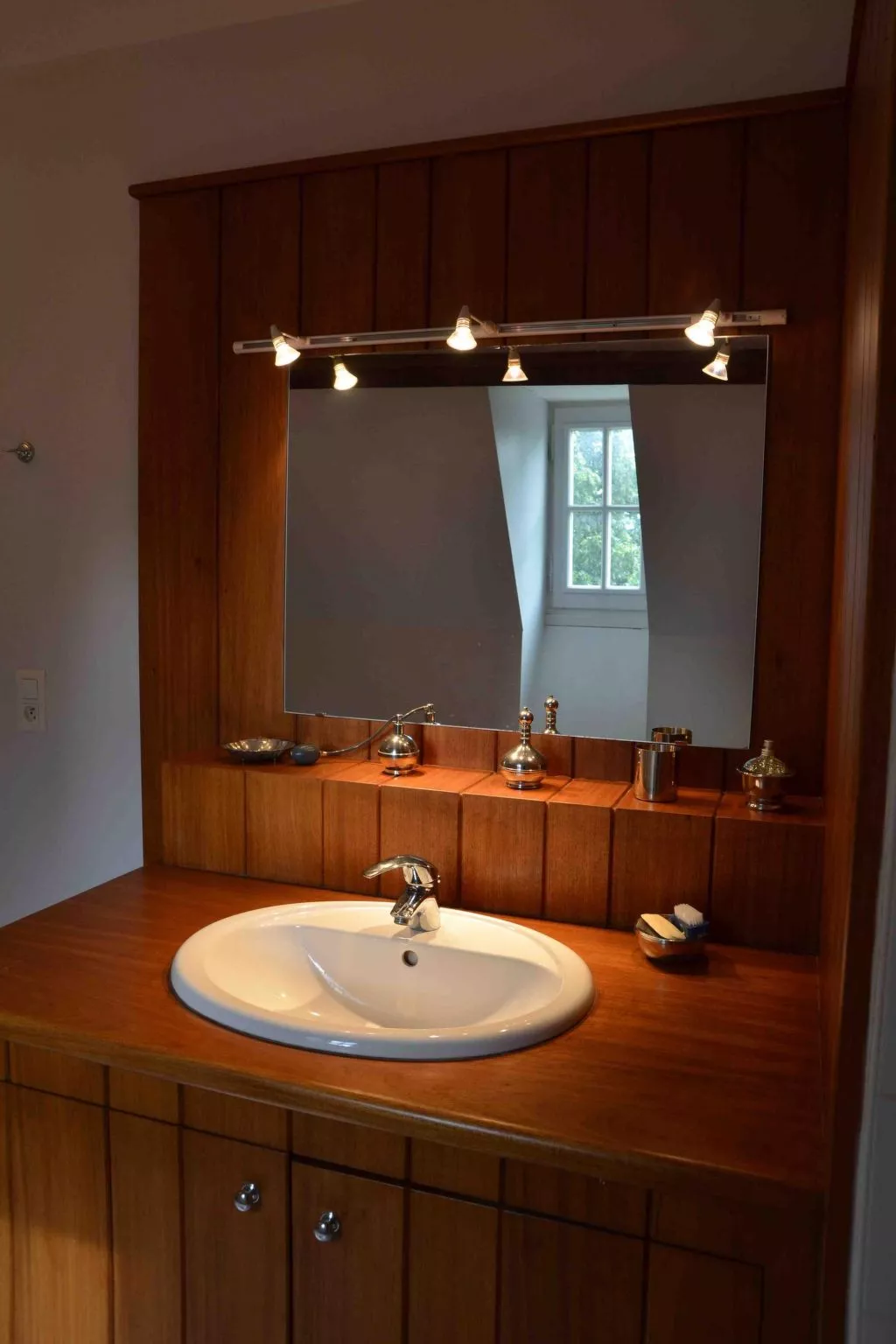 Altehrwürdiges Landhaus mit Pool in Aquitanien für 12 Personen - Image-tags.info