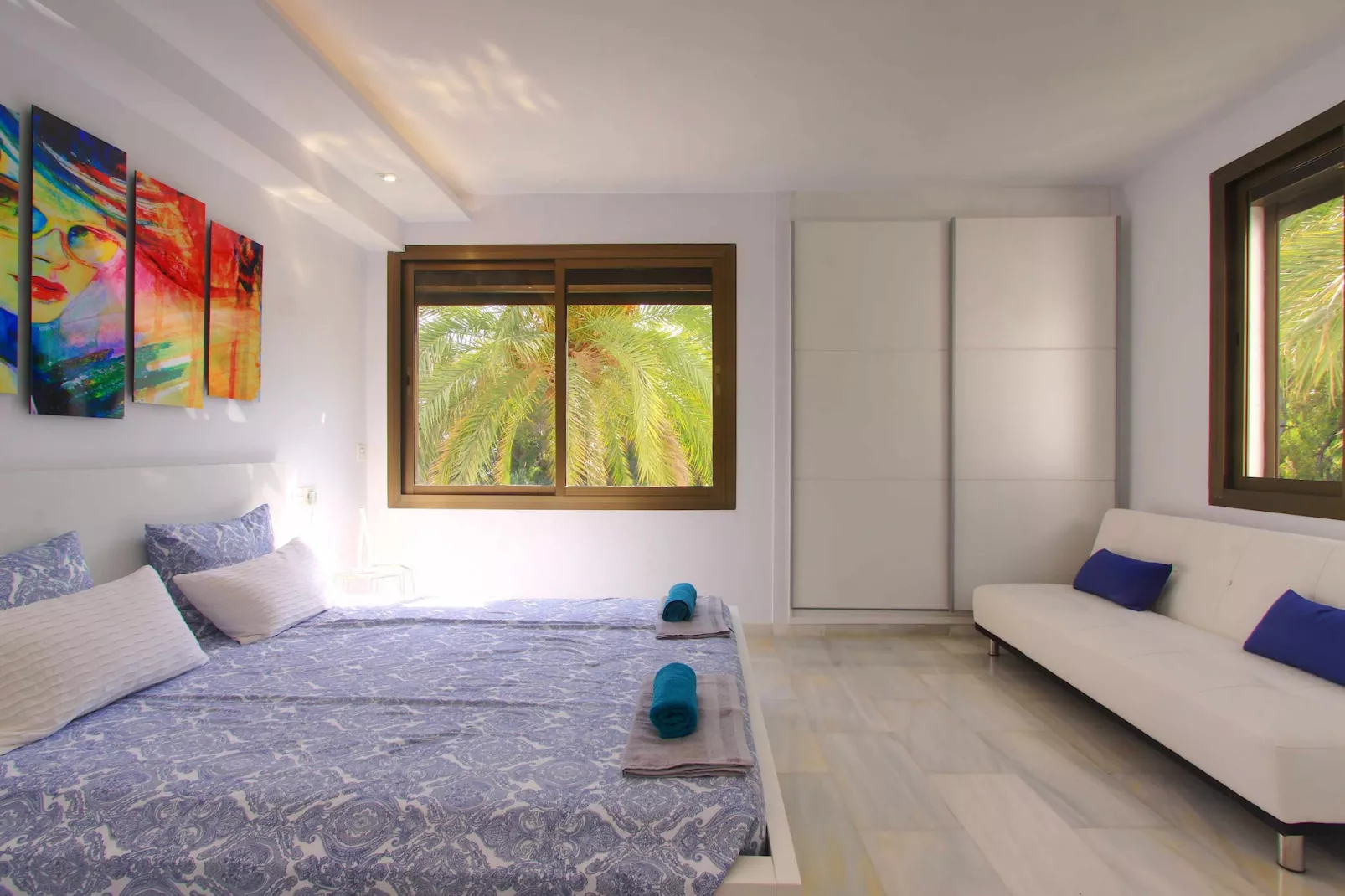 MODERN BEACH PENTHOUSE - Slaapkamer