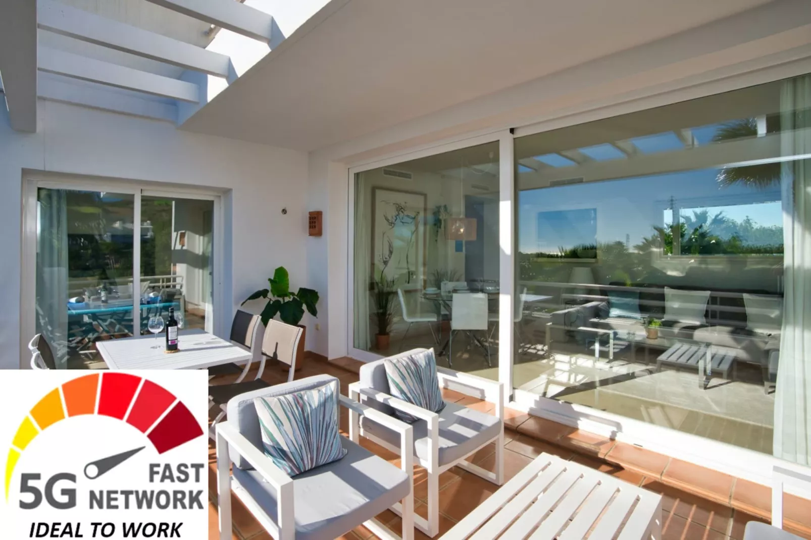 Modern 2-Bedroom Apartment - Alcazaba Lagoon (411) - Terrasbalkon