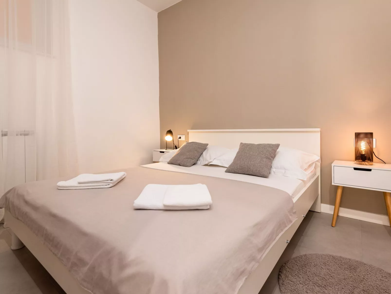 Für 3 Personen und 1 Kind in Sibenik, Dalmatien - Image-tags.info