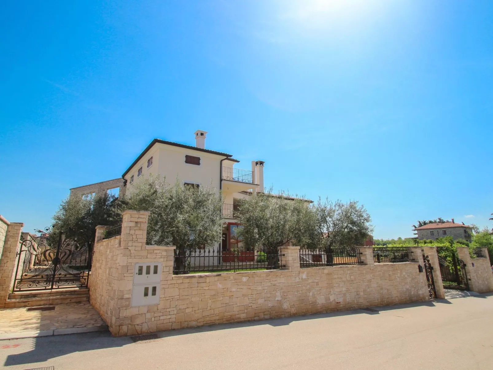 Für 4 Personen ca. 50 m&sup2; in Bužinija, Adriaküste Kroatien (Westküste von I - Buiten