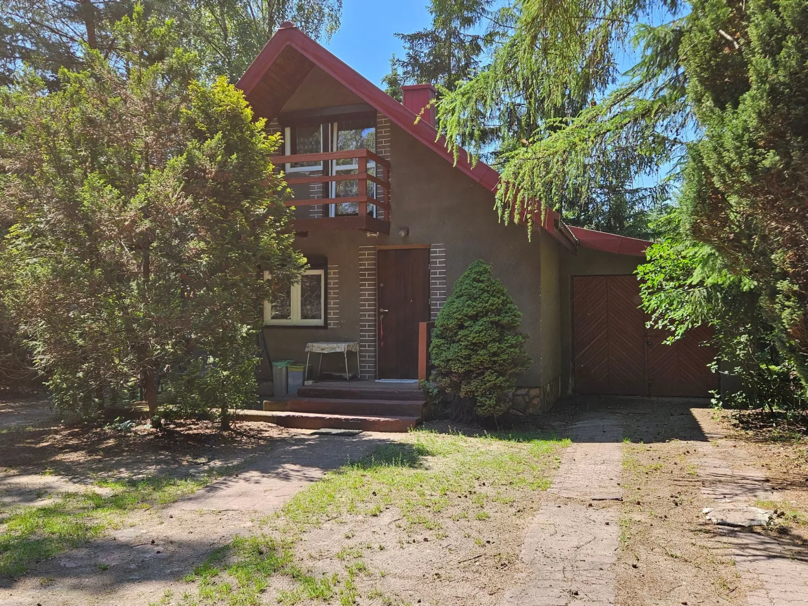 Freistehendes Haus mit eingezäuntem Grundstück an einer Lagune - Buiten