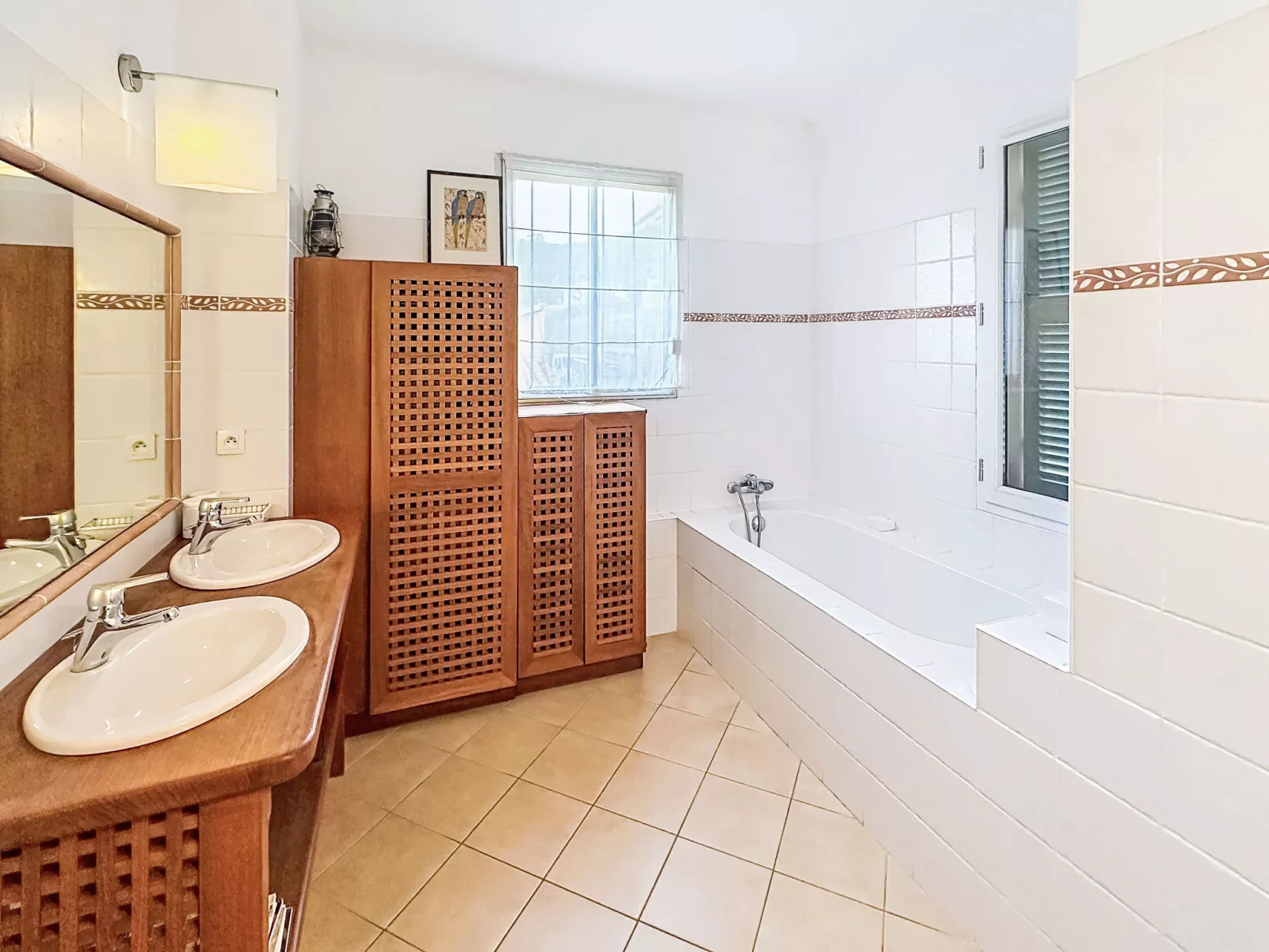 Les Amandiers - Binnen