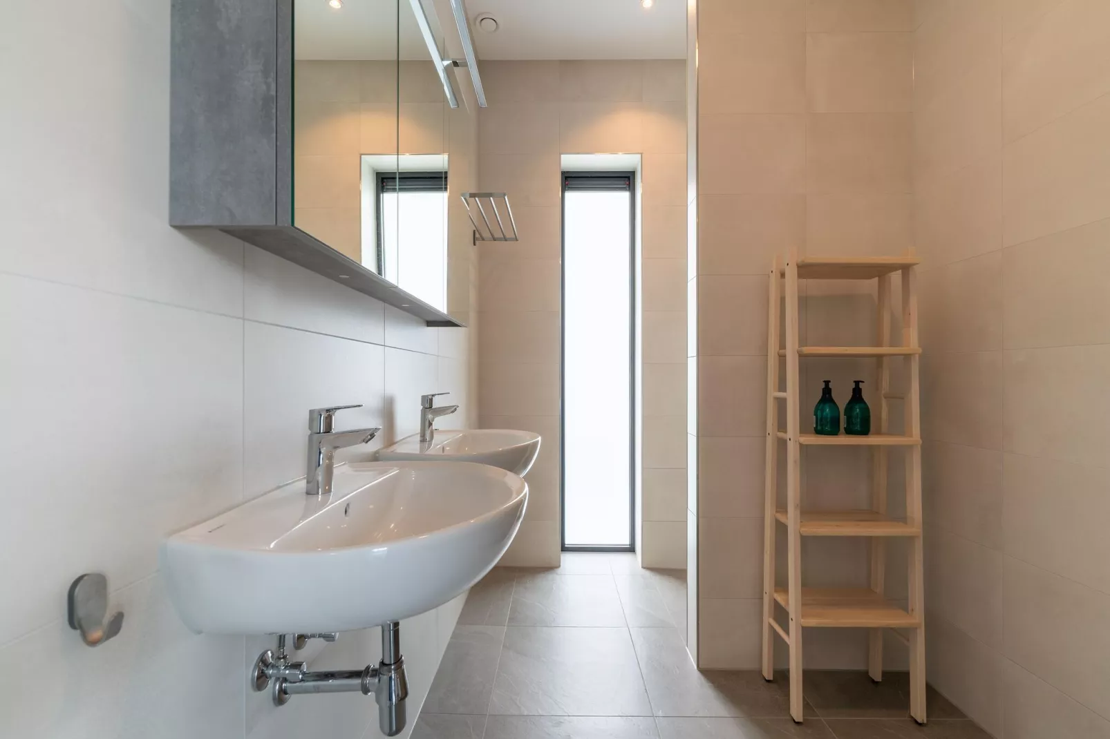 Villa Lacus 553-Badkamer