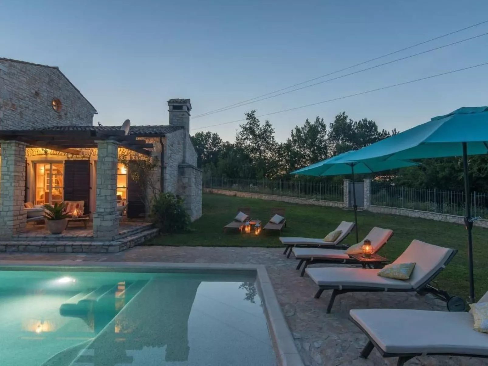 Livia - Image-tags.info