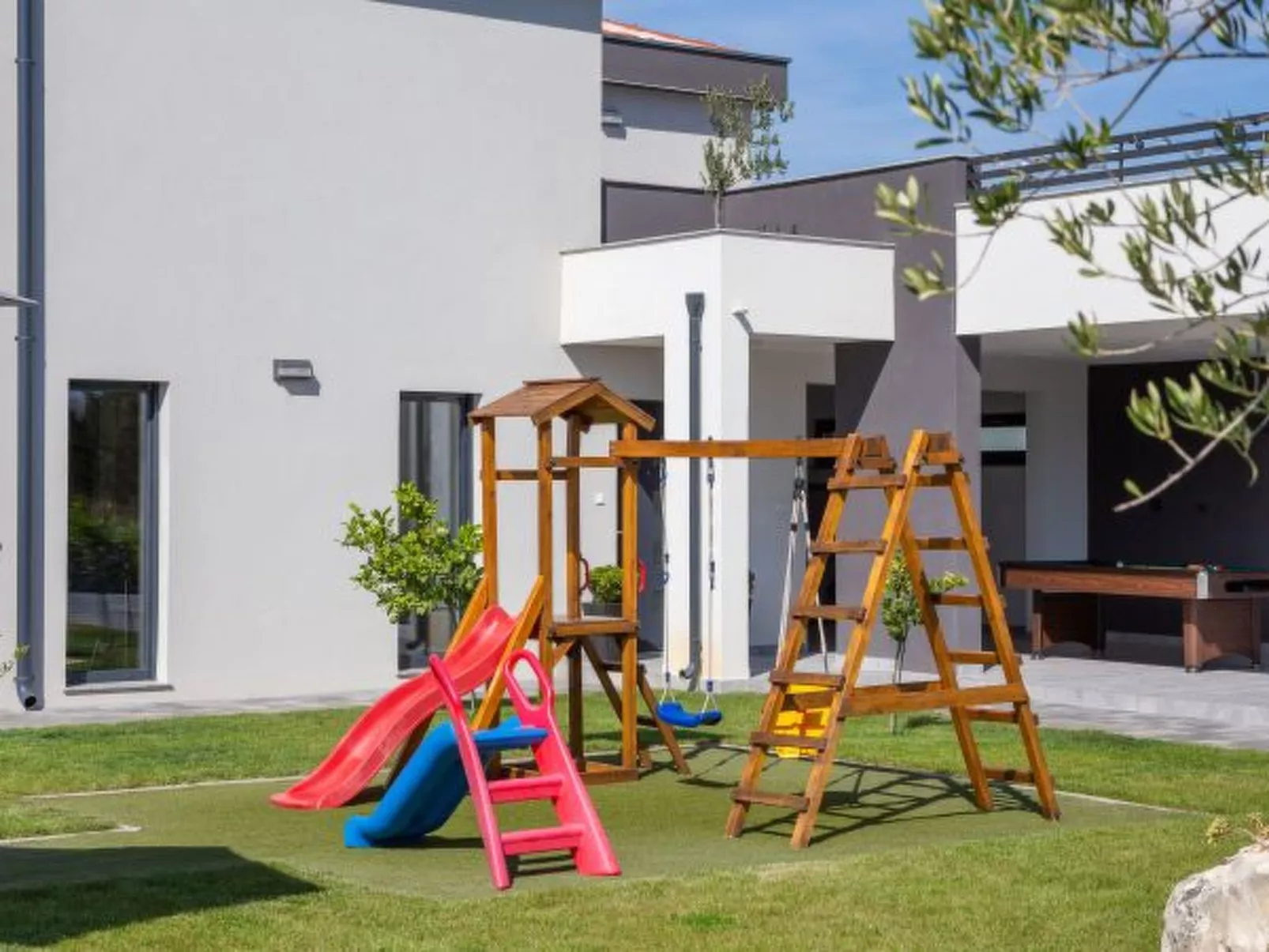 Villa Lacus in Vrana with pool - Image-tags.info