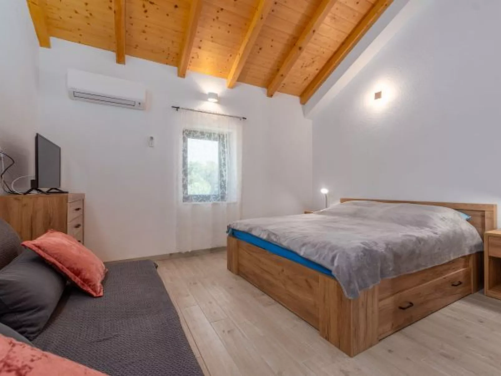 Apartment Varos 2+1 with shared pool - Image-tags.info