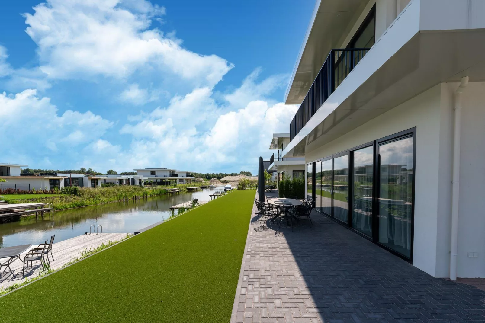 Villa Flevum 554-Tuinen zomer