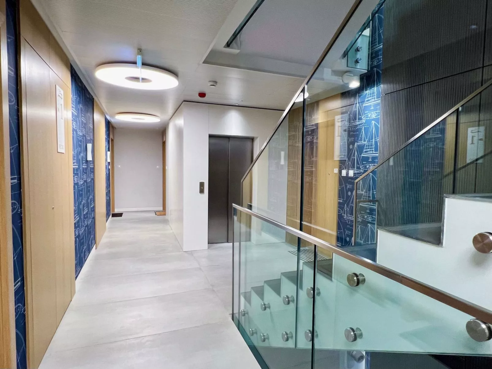 Yacht Park Apartment mit Panoramablick auf den Yachthafen in Gdynia, POLEN - Image-tags.info