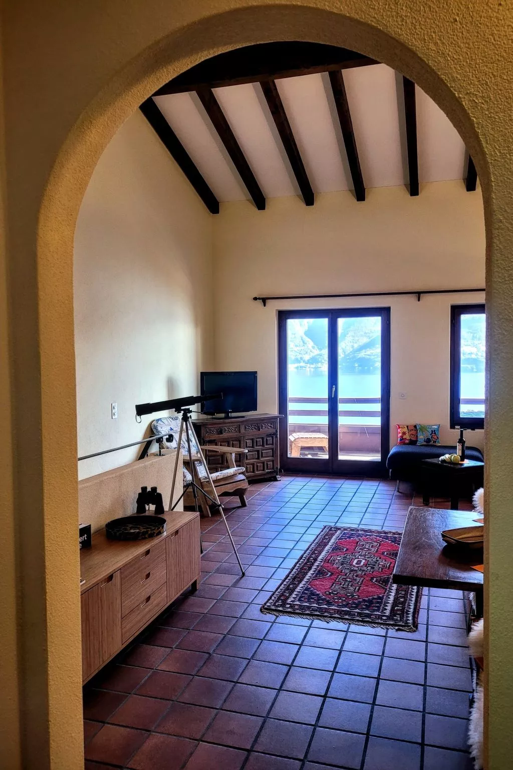 Mit Bergblick - Binnen