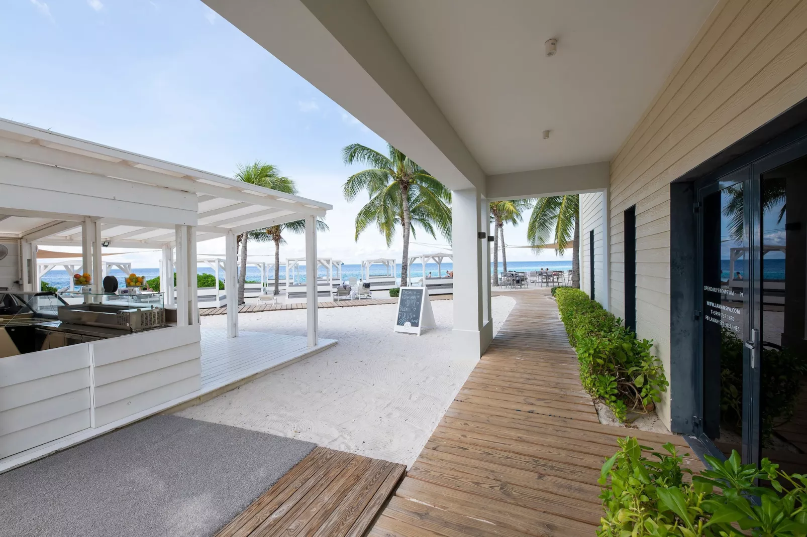 Rise and Shine Boca Gentil - Terrasbalkon