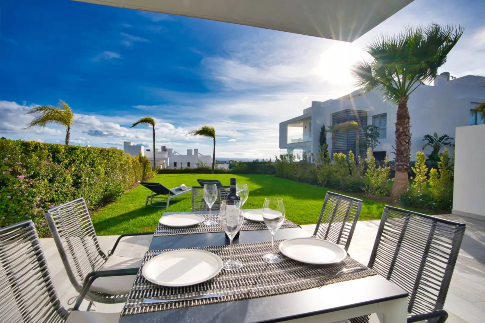 Elegant 2-Bed Apartment | Alcazaba Lagoon (1604) - Tuinen zomer