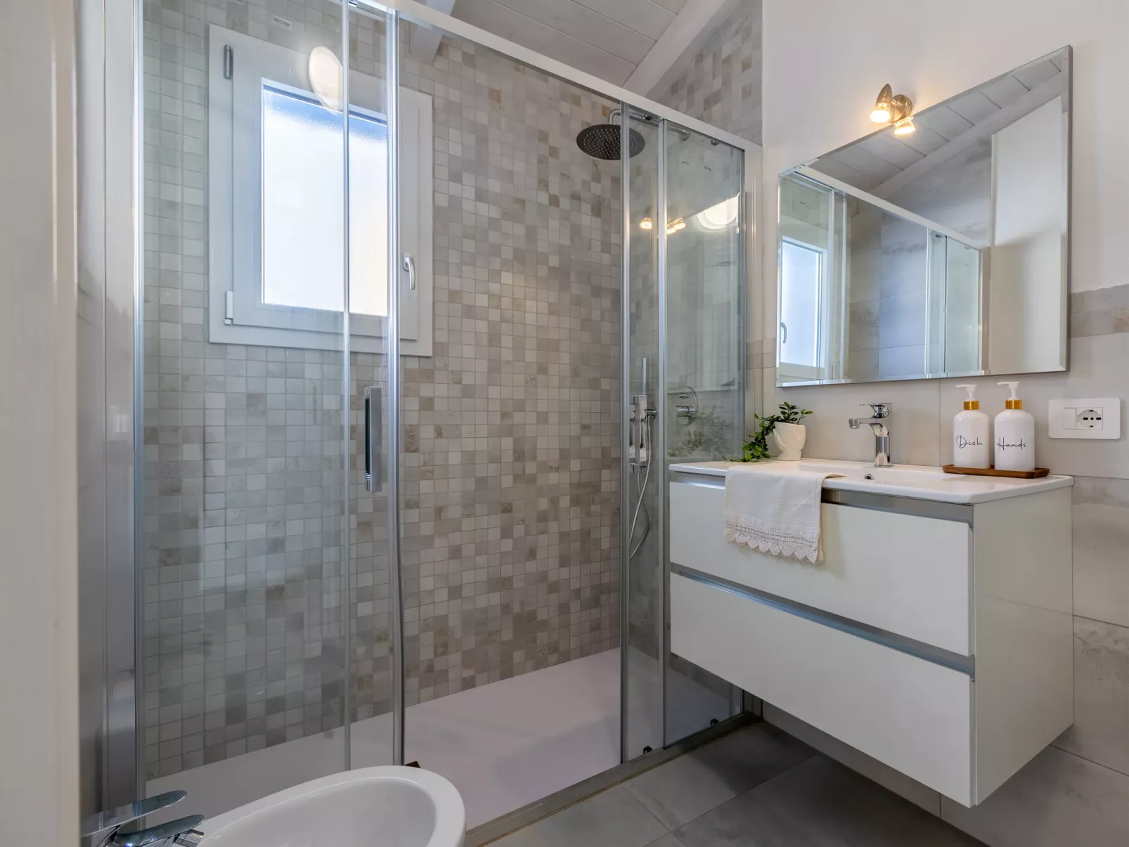 Nereide Blu - Binnen