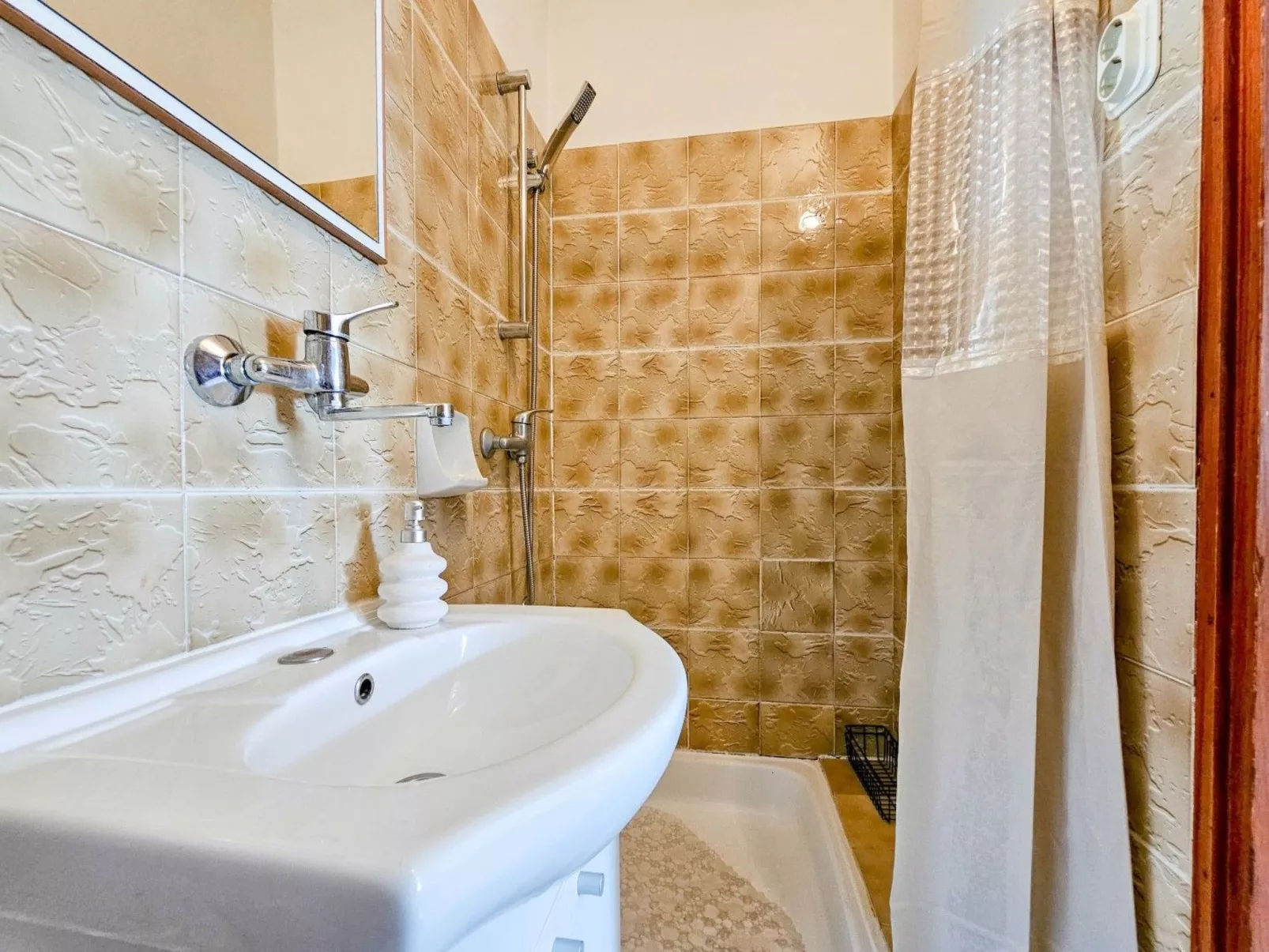 Wohnung "Pintar 1" mit Blick auf das Wasser - Image-tags.info