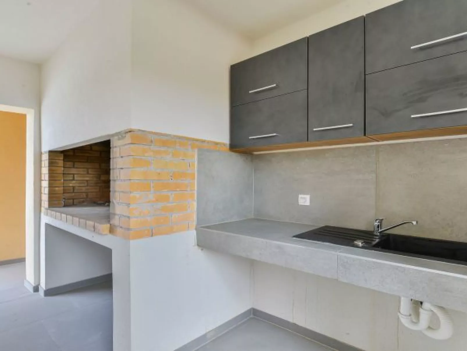 Villa RE with heated pool and spa - Image-tags.info