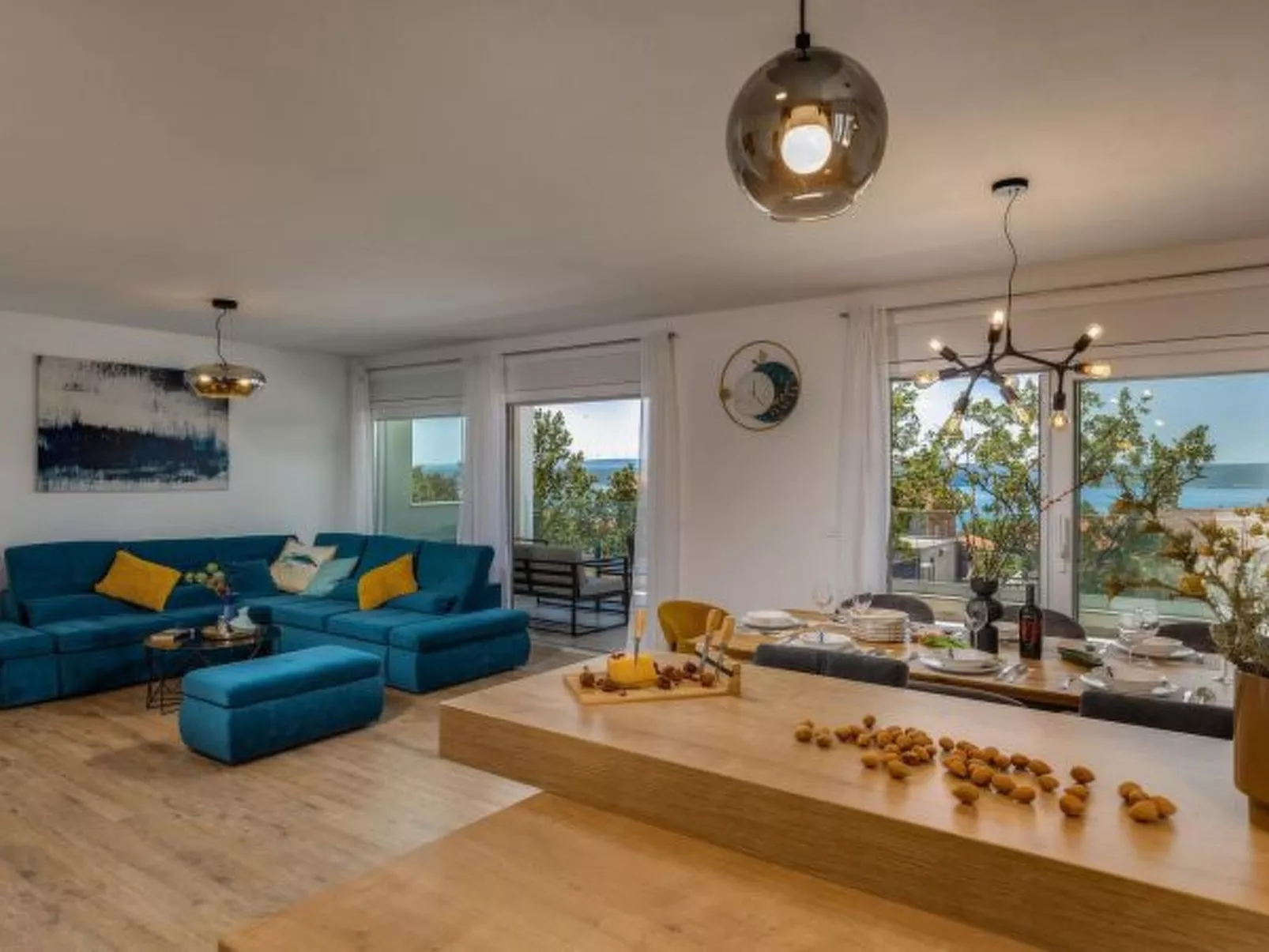 Seaview Villa Deep Green with pool - Image-tags.info