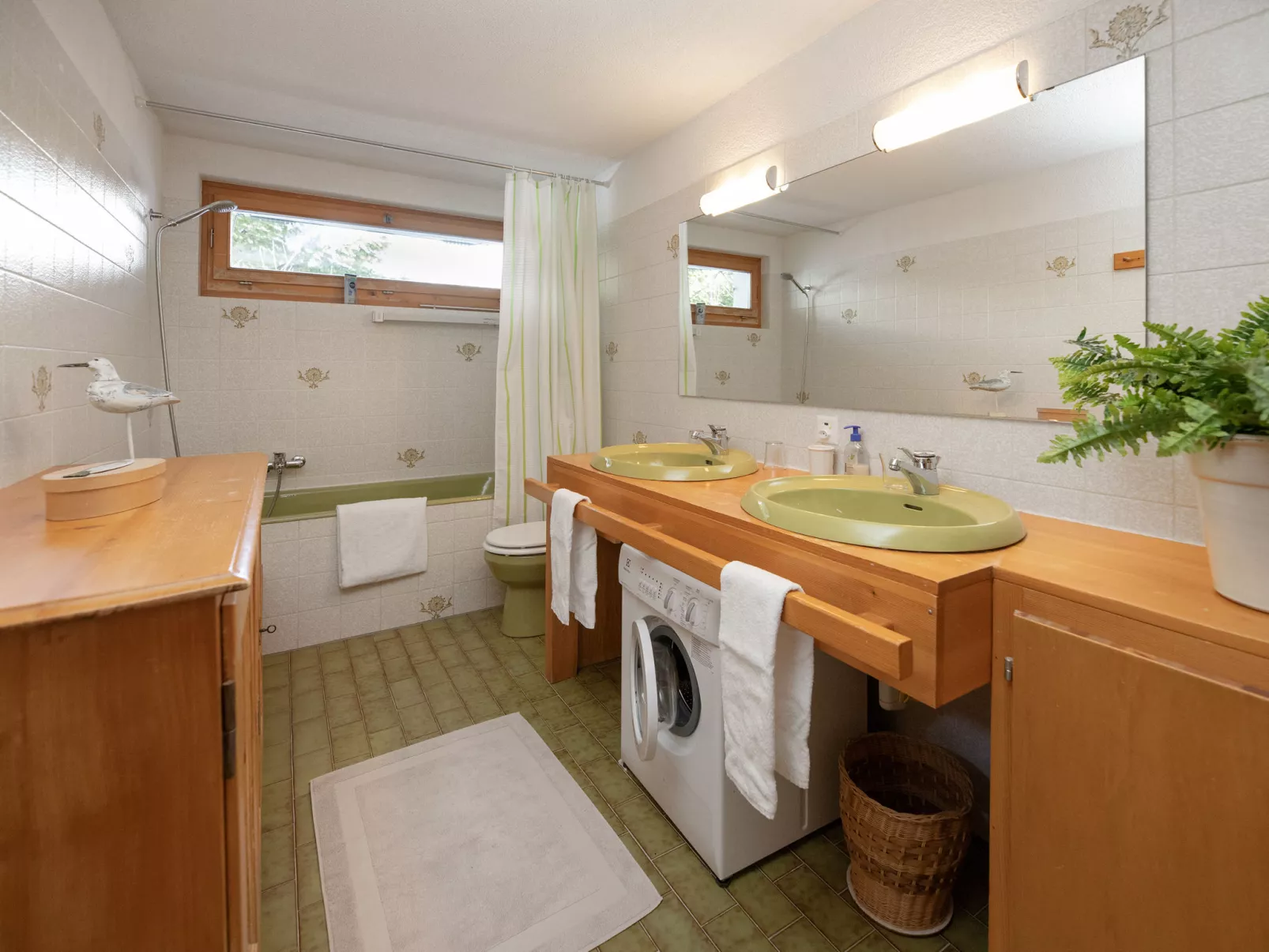 Veni, Vidi, Mansi - Binnen