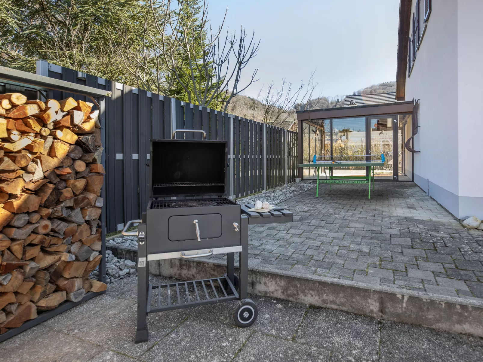 Sous-le-Moulin - Buiten